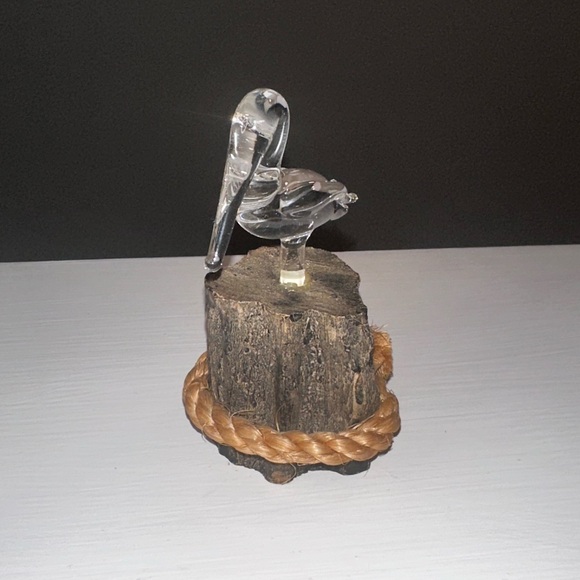 Hand Blown Glass Pelican Figurine Mounted on Wooden Base with Nautical Rope - Picture 5 of 7